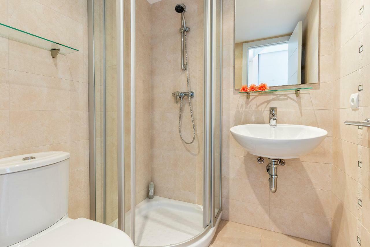 Doria Apartment